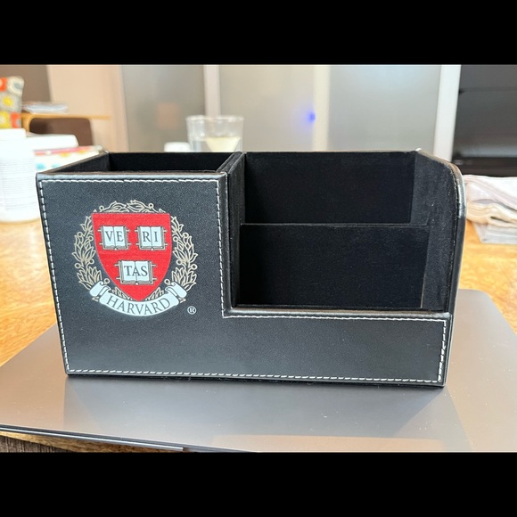 Black Leather Desk Caddy w/ Official Harvard Insignia - New in Box - Picture 4 of 6